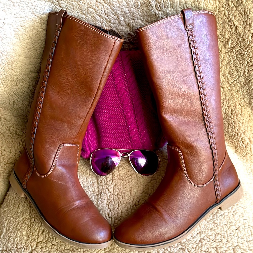 Cute Brown Boots